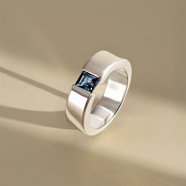925 Sterling Silver Ring With Natural Blue Topaz Gem Stone