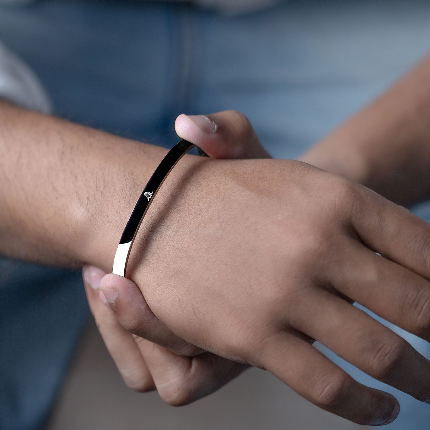 Bajrangbali Gloss Cuff Adjustable Bracelet Black