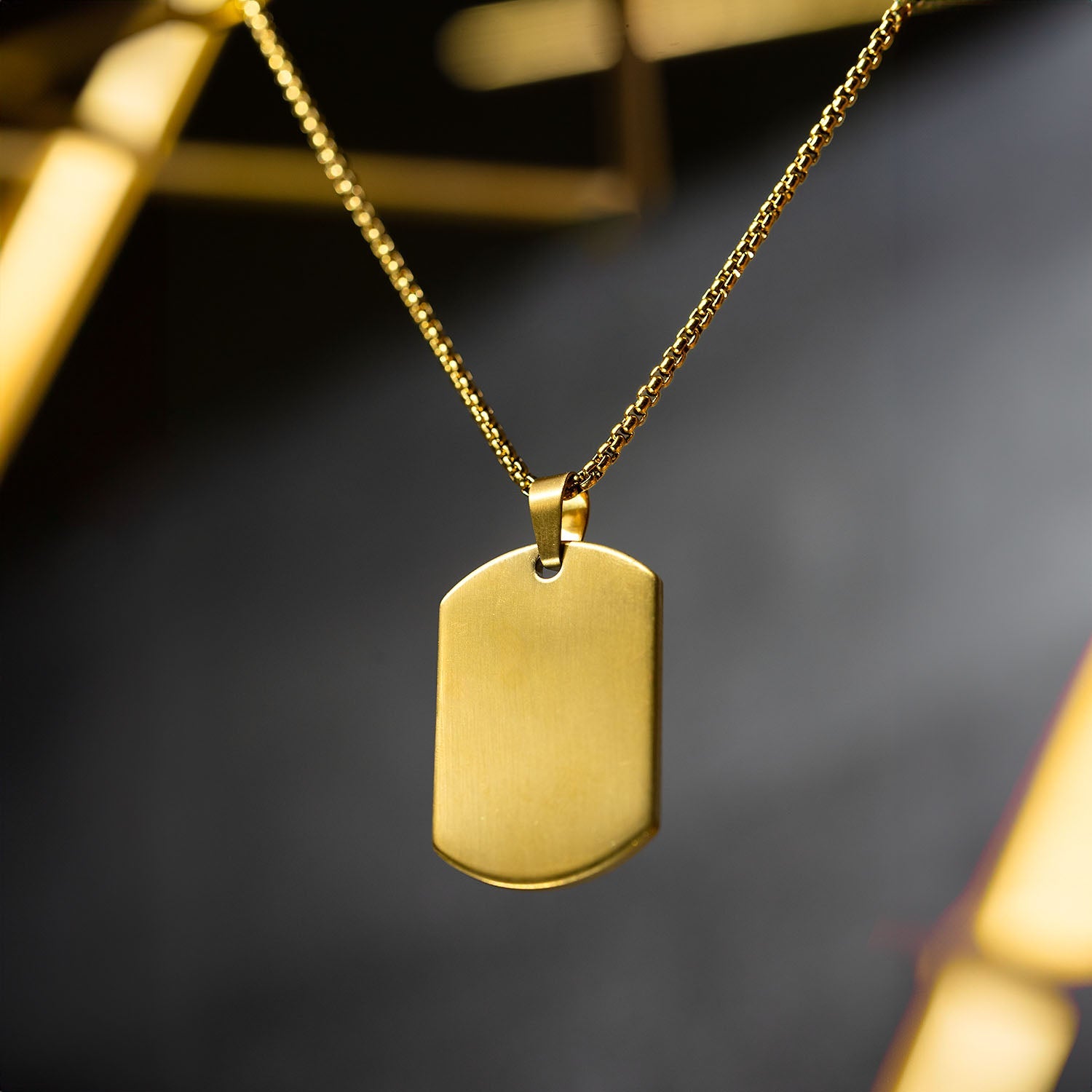 M Premium Jewellery Necklace Dog Tag Gold