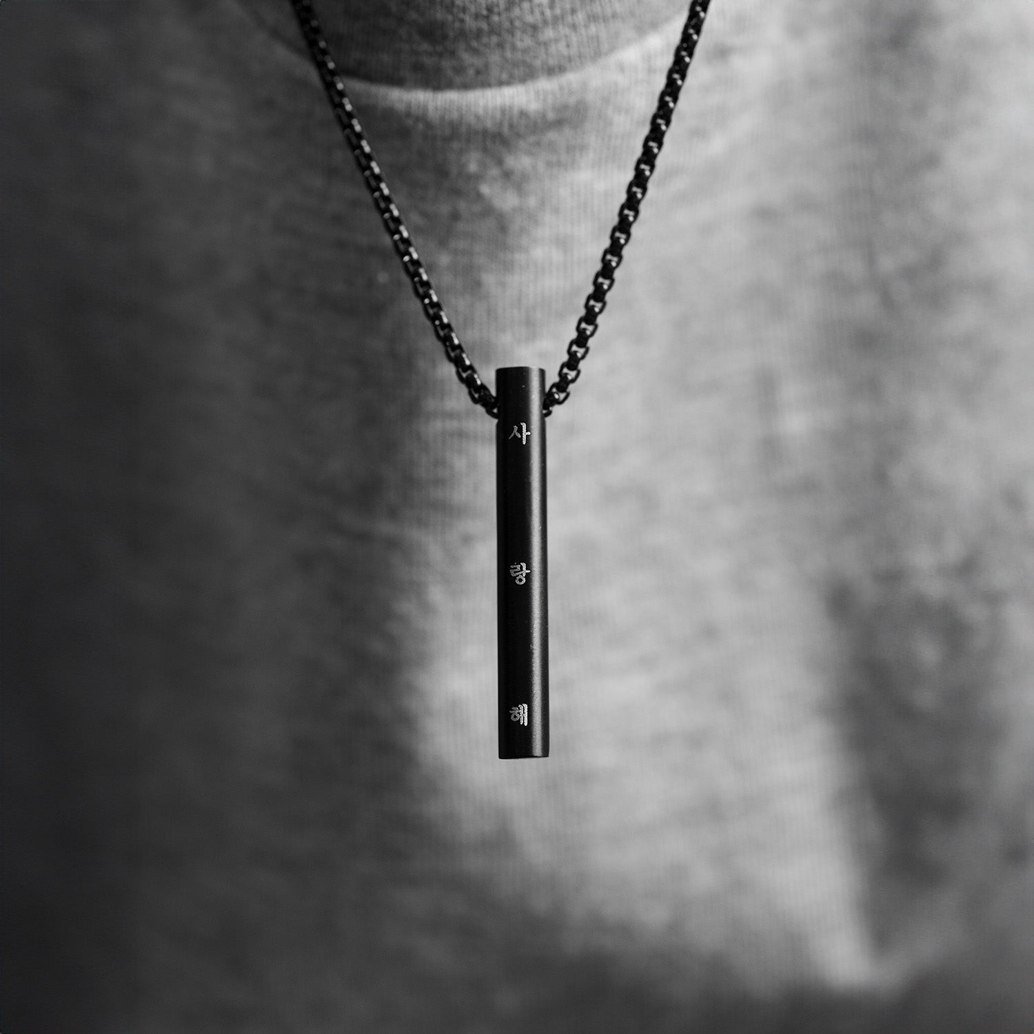 Korean ILY Black Barrel Necklace