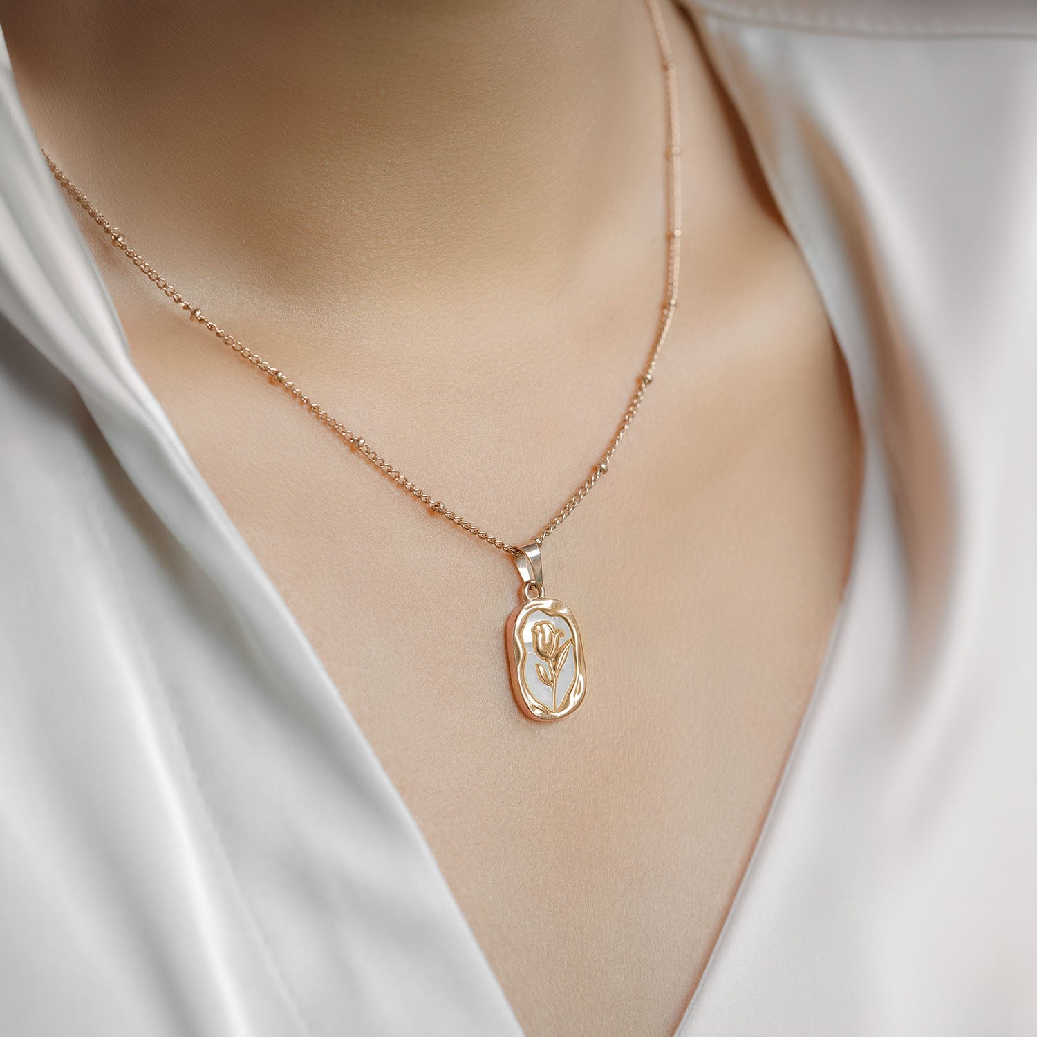 W Premium Jewellery Rose Gold MOP Belle Rose Necklace