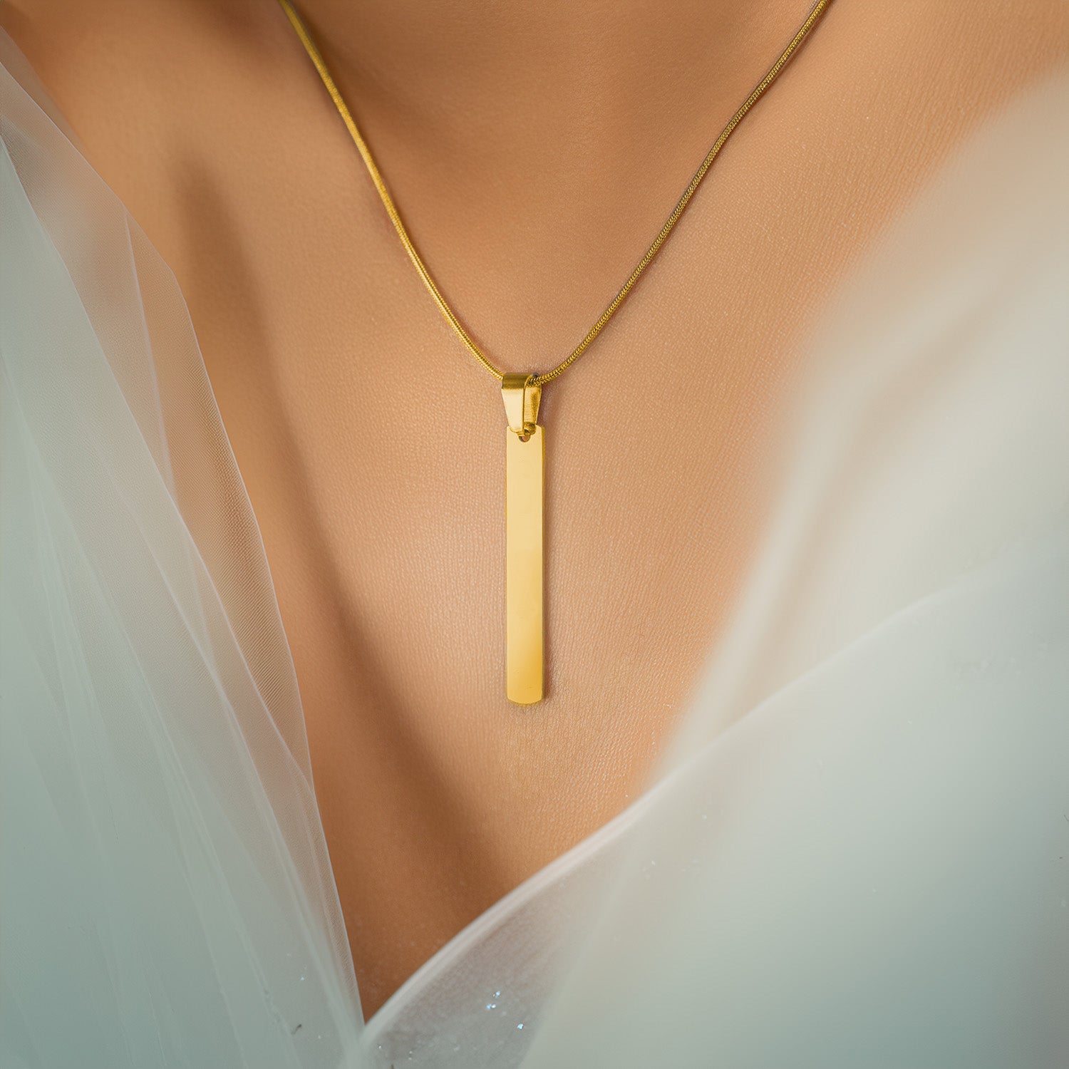 Slim Tag Necklace Gold