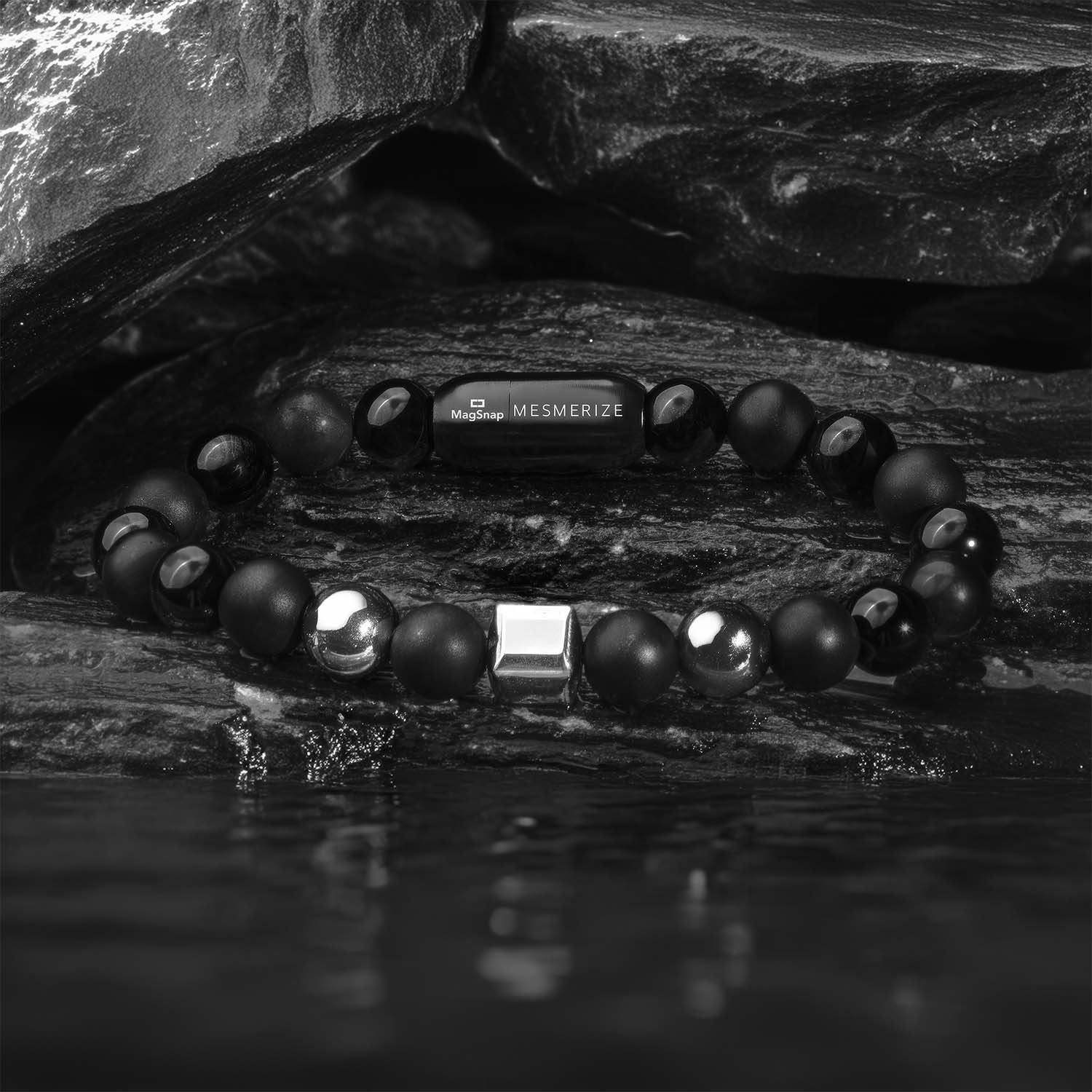 Stealth Gloss Black Bracelet With Magsnap2